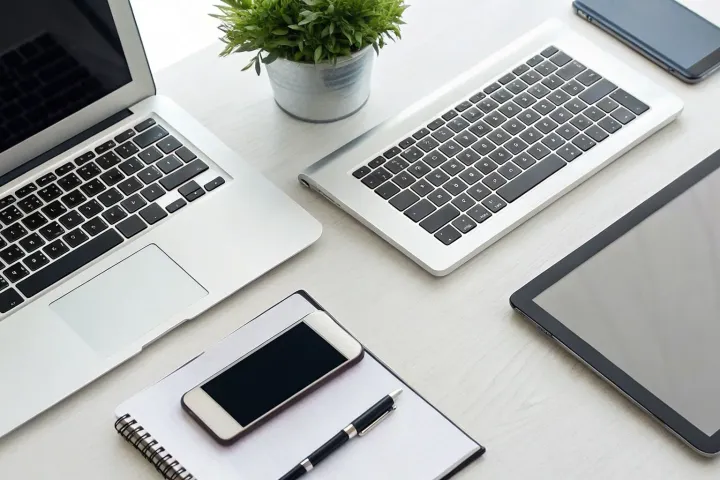 The 7 Best Sales Outreach Software Tools for 2026